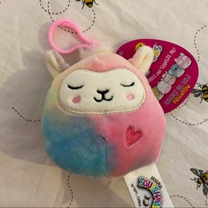 Leslie the Llama Squishmallow